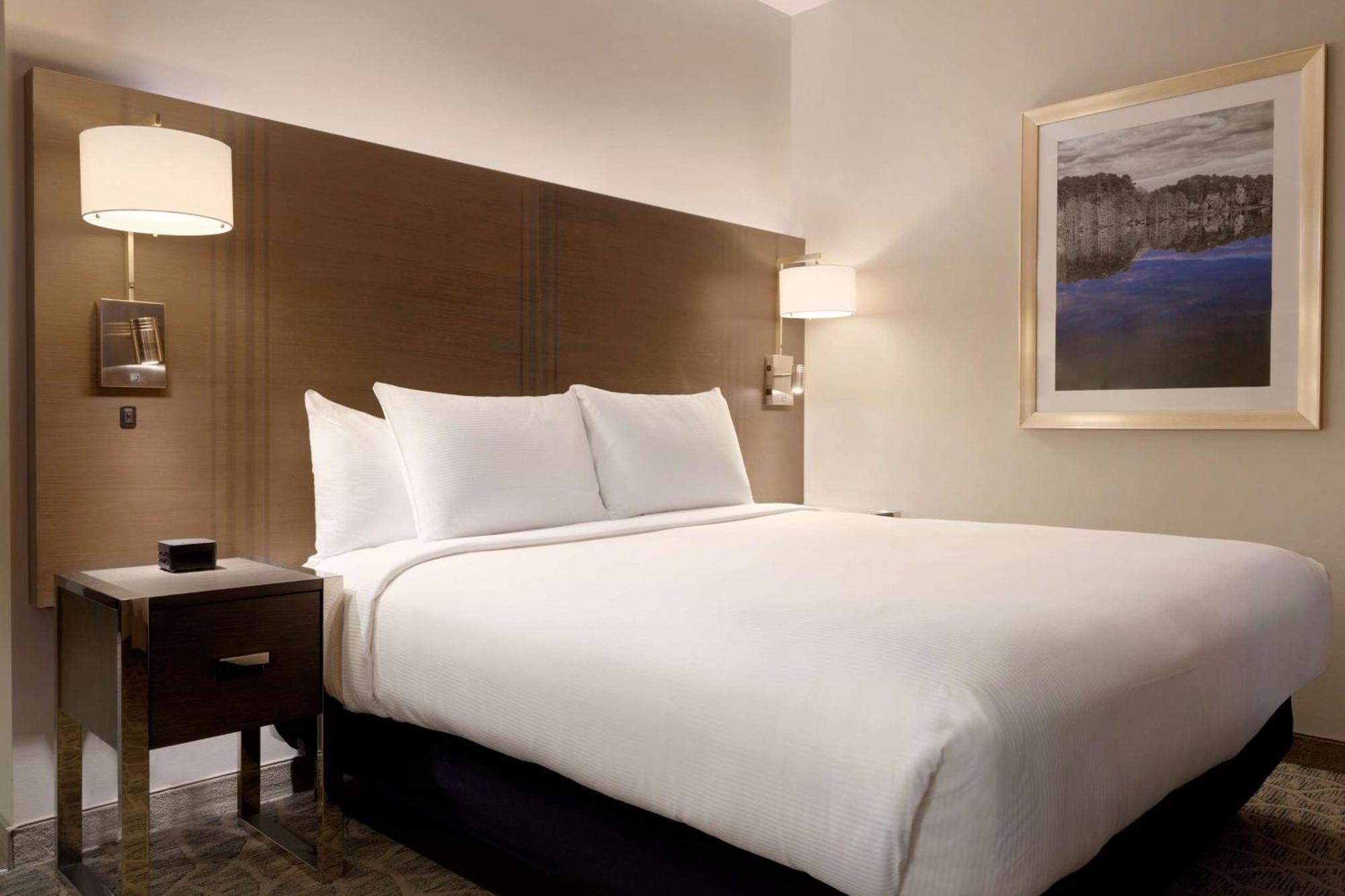 Embassy Suites By Hilton The Woodlands Kültér fotó