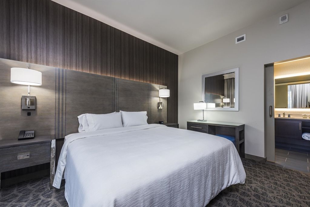 Embassy Suites By Hilton The Woodlands Szoba fotó